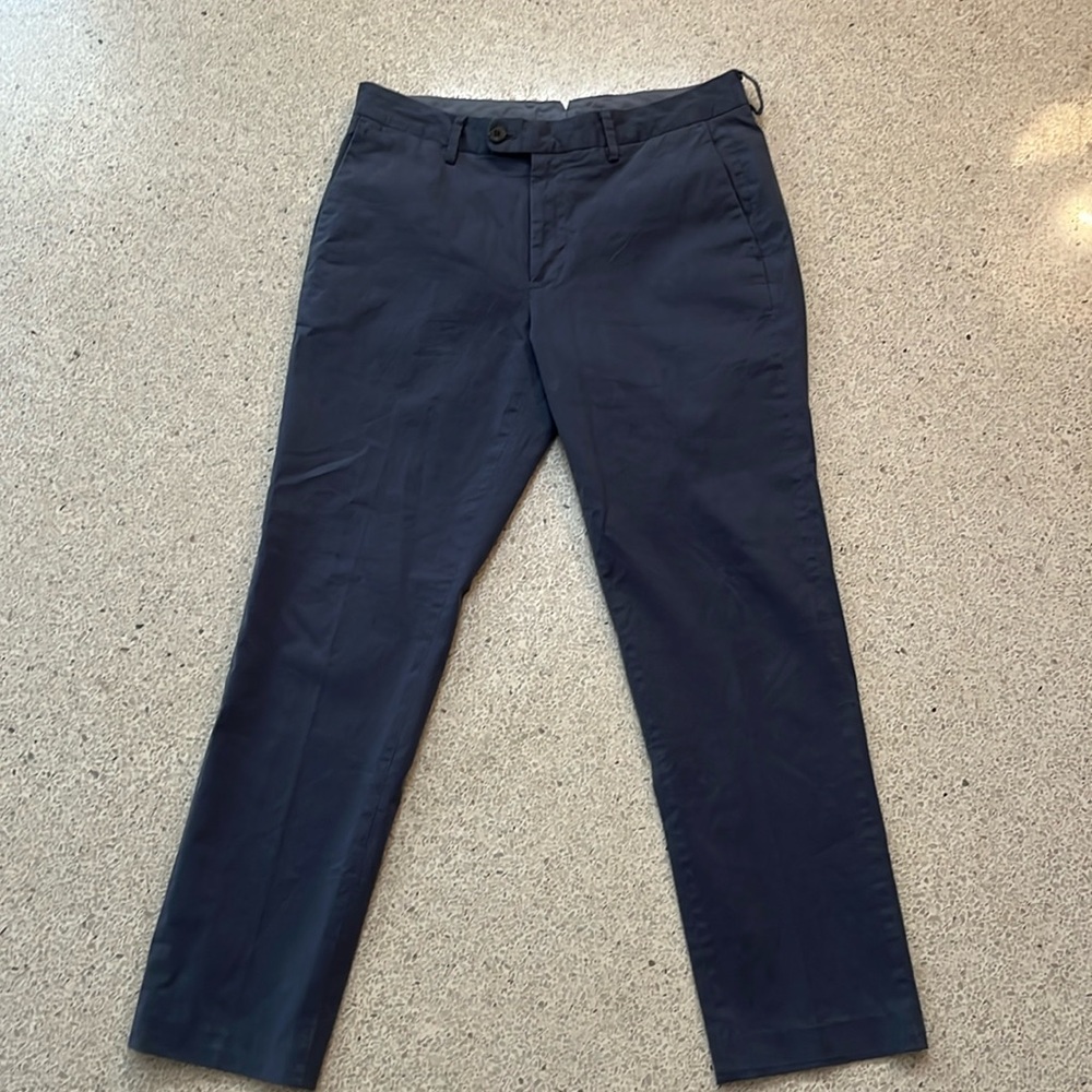 Bonobos Slim Fit Mens Italian Stretch Chinos soft fabric 32 x 29 (tagged 32 x 32